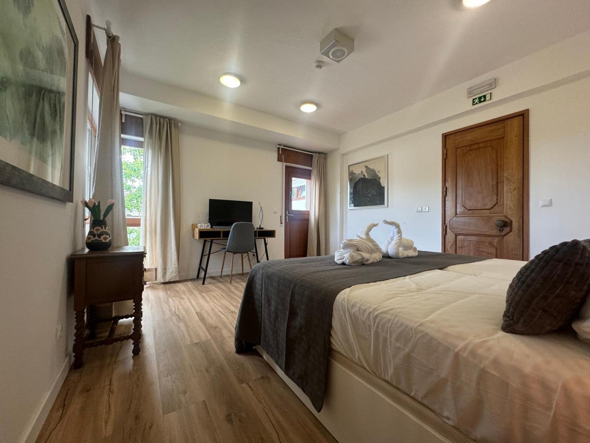 Aomo Art Space Hostel Oeiras Zewnętrze zdjęcie