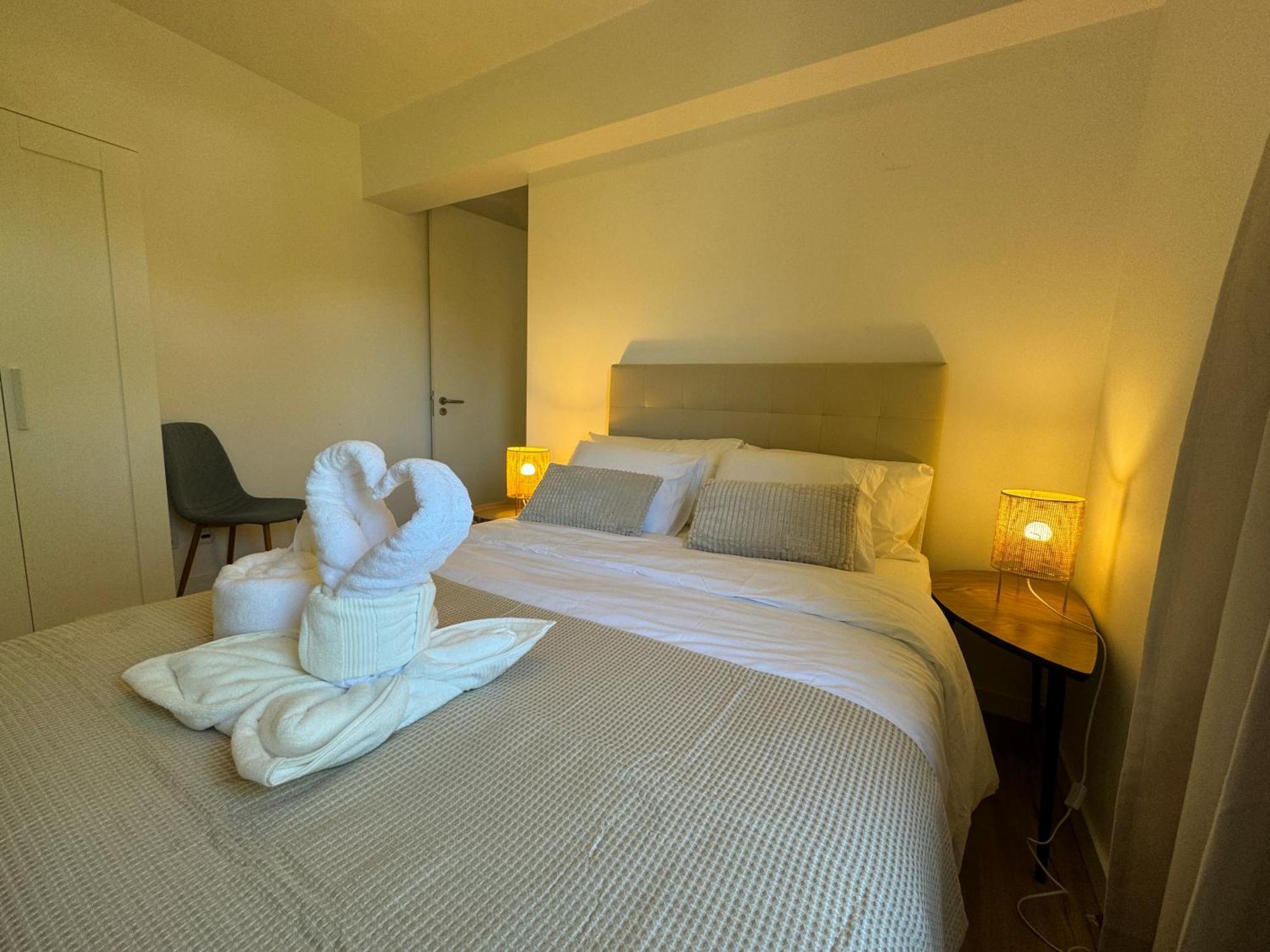 Aomo Art Space Hostel Oeiras Zewnętrze zdjęcie
